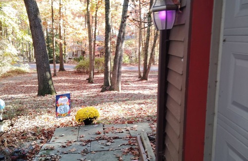 Narvon Bed & Breakfast | Charming 2-bedroom B&B in Honey Brook with WiFi, fitness room nbed and breakfast