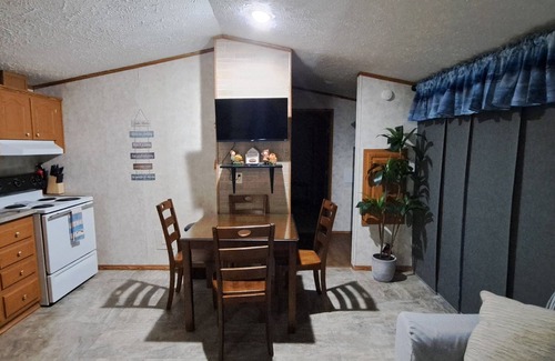 Murphysboro Cabin | Charming 2-bedroom cabin close to Kinkaid Lake Murphysboro