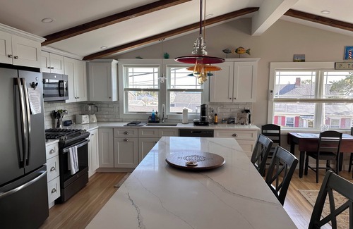 Provincetown House | Charming 2-bedroom house in brilliant Provincetown with AC