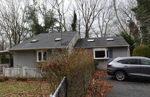 Southampton House | Charming 2-bedroom house with WiFi and AC in wonderful Southampton