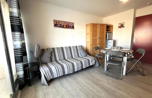 Sete Apartment | Charming 2-room cabin with parking and pet-friendly in Sète