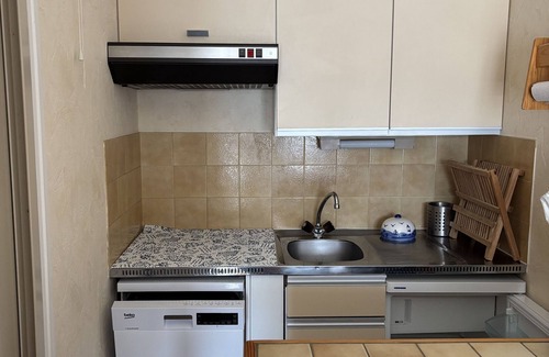 Villers-sur-Mer Apartment | Charming 2-room apartment with loggia steps from the beach, parking, fully equipped