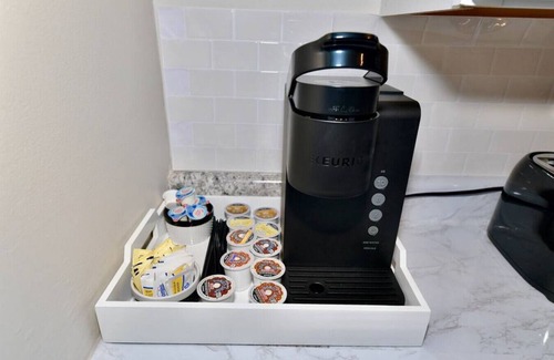 Babe Denny House | Charming 2BD/1BA Home Close to Downtown Indy - Ideal for Groups & Business Trips