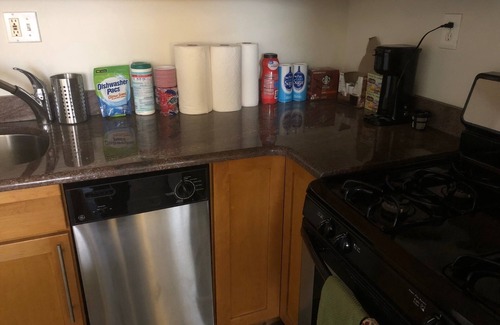 Center City West Condo | Charming 2BD/2BA near Rittenhouse sq