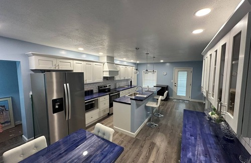 Fulton Apartment | Charming 2BR/2BA Downtown Fulton – Stylish Balcony & Modern Southern Vibes