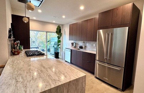 Thousand Oaks House | Charming 3-bdrm house, with gorgeous deck in Westlake Village