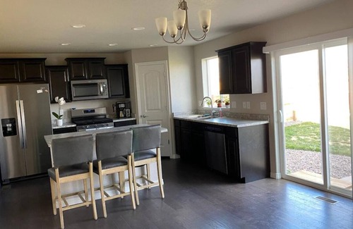 Colorado Springs House | Charming 3-bedroom house with WiFi, Mountain View in wonderful Colorado Springs