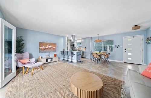 South Patrick Shores House | Charming 3-bedroom house with WiFi, AC in awesome Satellite Beach