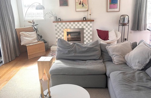 Otumoetai House | Charming 3-Bedroom Bungalow near CBD & the Mount