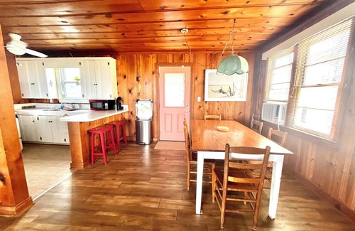Kitty Hawk Cottage | Charming 3-bedroom cottage with an Ocean View!