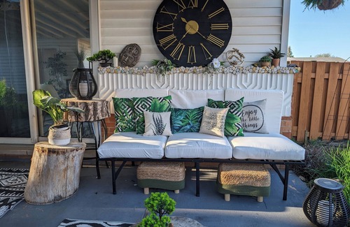 Oak Forest House | Charming 3-bedroom house with fitness equipment in lovely Oak Forest