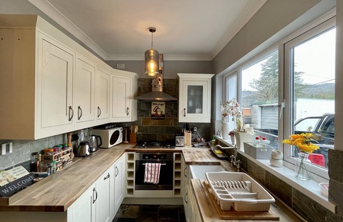 Glynneath House | Charming 3 bedroom house with a warmth character