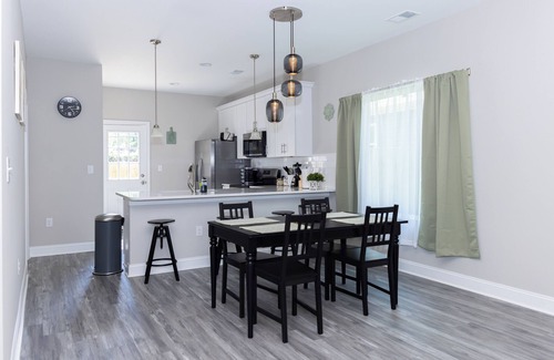 Paw Creek House | Charming 3-bedroom house in terrific Charlotte and close to Uptown