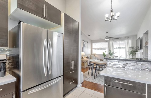 Folsom House | Charming 3-bedroom home, popular Broadstone area, walk to shops & park, WiFi, AC