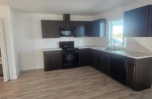 Umatilla House | Charming 3-bedroom house with AC in Umatilla