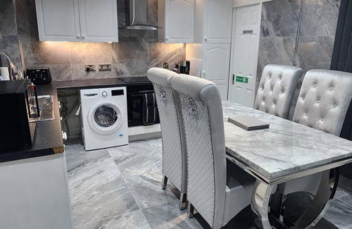 Belfast City Centre House | Charming 3-bedroom house in wonderful Belfast City Centre