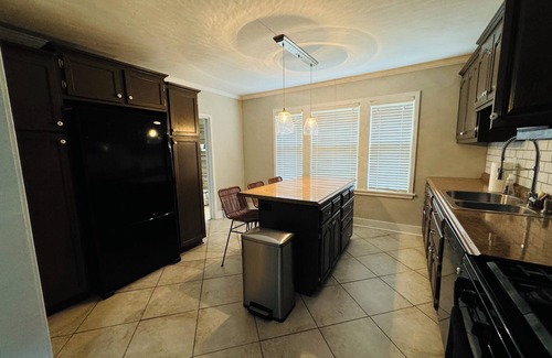 Dubuque House | Charming 3-bedroom house in historic grandview neighborhoods