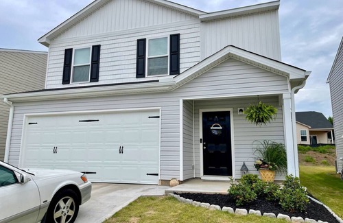 Greer House | Charming 3-bedroom house near GSP + DT Greenvillenn