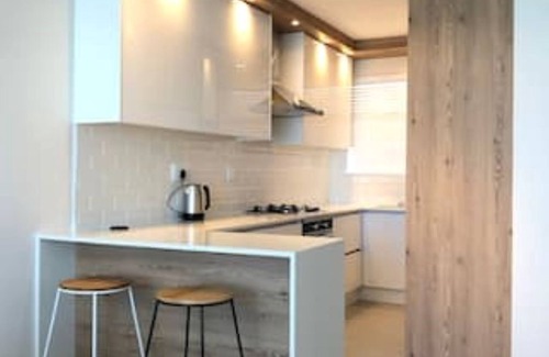 Durban House | Charming 3-bedroom house in delightful Durban with WiFi