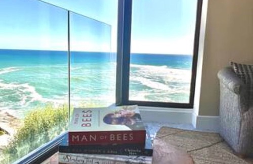 Durban House | Charming 3-bedroom house in delightful Durban with WiFi