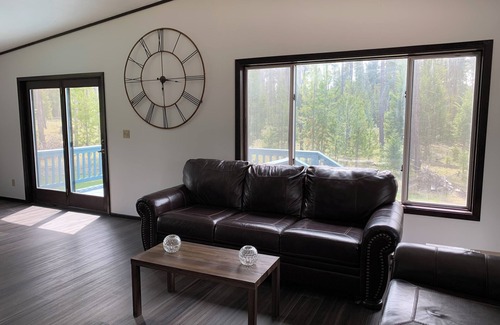 Seeley Lake House | Charming 3-bedroom house in enchanting Seeley Lake with WiFi in 6 acres .