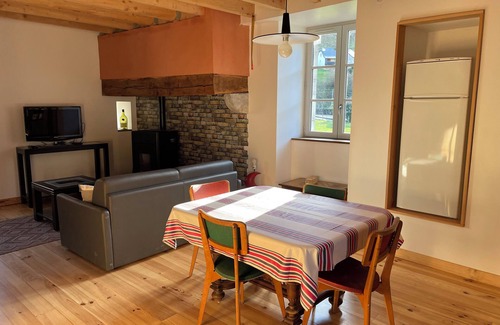 Beost House | Charming 3* gîte La maison Salanave SPA & garden village Béost vallée d'Ossau