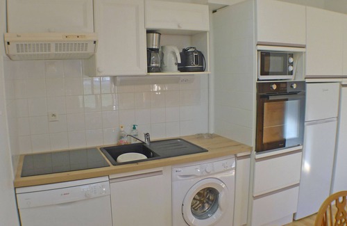 Samoens Apartment | Charming 3-room apartment with pools, parking and pets allowed