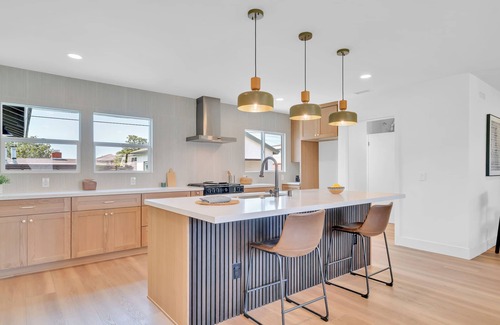 Inglewood House | Charming 4-bedroom house with WiFi and AC in brilliant Inglewood