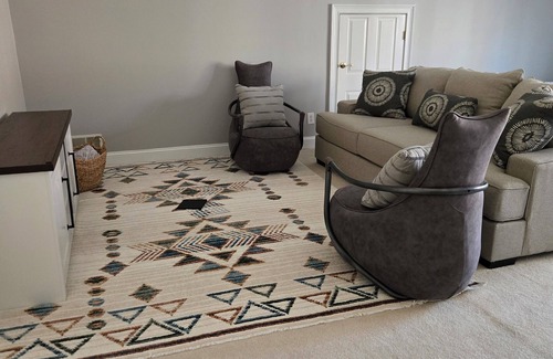 Fayetteville House | Charming 4-bedroom house, 4-king beds, Extended + Corporate Stays, Near Airport