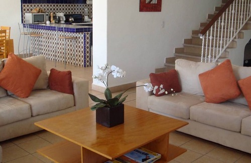 Cabo San Lucas Villa | Charming 4 bedrooms, Close walk to beautiful beach