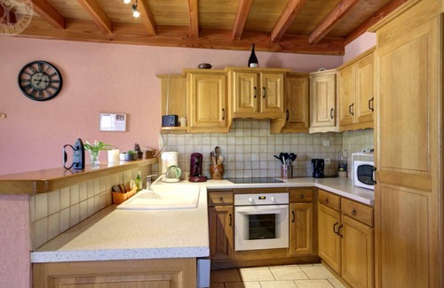 Saint-Romain-d'Urfe Cottage | Charming 4-Bedroom Cottage with Fireplace, Terrace & Forest Views