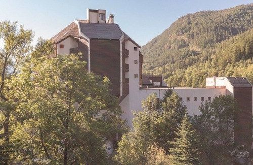 Saint-Chaffrey Apartment | Charming 4-Person Studio with North-Facing Balcony in Chantemerle