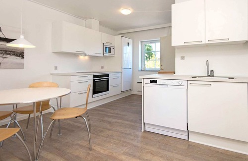 Ho House | Charming 4-Person Getaway- Type 7