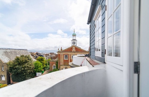 Ramsgate House | Charming 6 Bedrooms Townhouse Excellent Location
