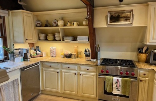 Carbondale House | Charming A Frame home: PANORAMIC MOUNTAIN VIEWS nestled on 4 acres outside Aspen