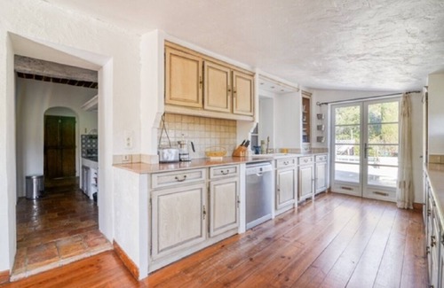 Valbonne Villa | Charming air-conditioned country house with swimming pool in a green setting in Valbonne