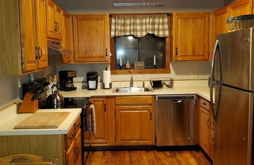 Wilmington House | Charming All Season Getaway located in Southern Vermont