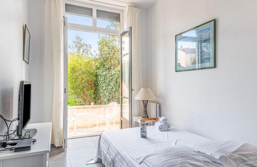 Transvaal Apartment | Charming and calm flat with terrace in Grange Blanche in Lyon- Welkeys