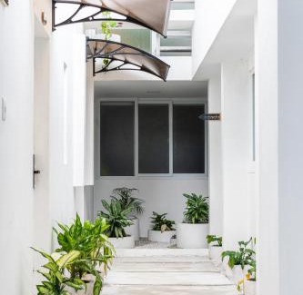 Zona 7 Apartment | Charming and Comfortable Family Room Near Forum Majadas H14