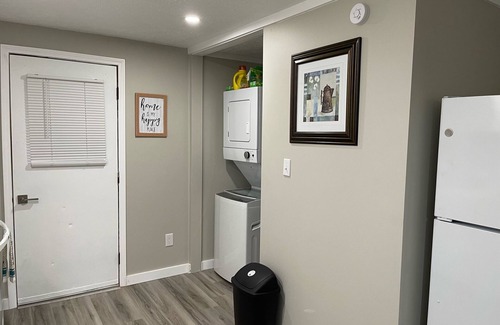 Buena Vista House | Charming and modern 3 bedroom home close to nature, walking and biking trails