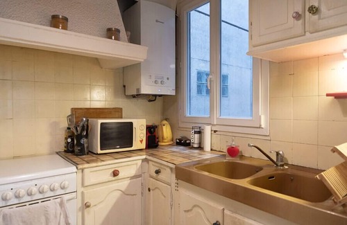 Les Lilas Apartment | Charming and practical cocoon of love