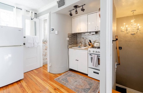 Liberty Wells House | Charming and Serene 1919 Escapenn