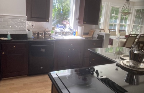 Eastport House | Charming Annapolis home in Eastport, Now available Commissioning Week!