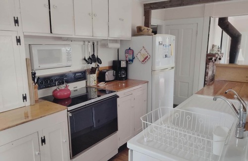 Castine House | Charming Antique Cape, Water View, Historic Castine, Penobscot Bay.