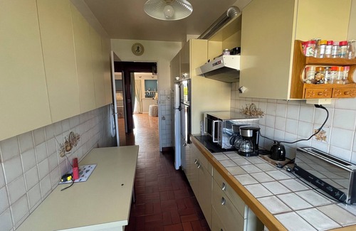 Rueil-Malmaison Apartment | CHARMING apartment NEAR DOWNTOWN RUEIL. 20 minutes from LA DÉFENSE, 45 minutes from PARIS