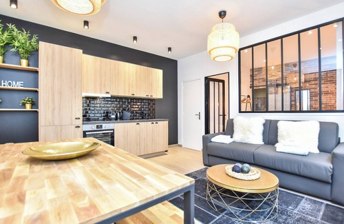 Quartier de Rochechouart Apartment | Charming Apartment - 3br/8p - South Pigalle