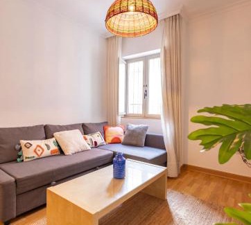 San Bernardo Apartment | Charming Apartment at San Bernardo Neighborhood By OCityzen