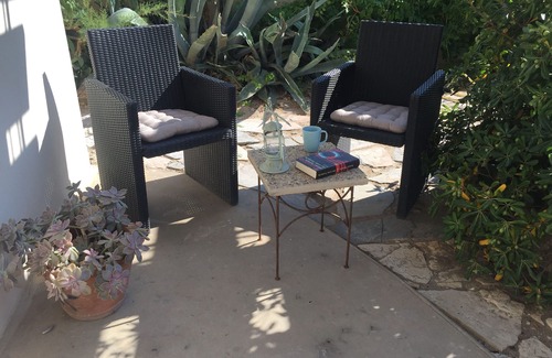 Valras-Plage Apartment | Charming apartment in detached cottage sandy beach 25 m away WiFi free