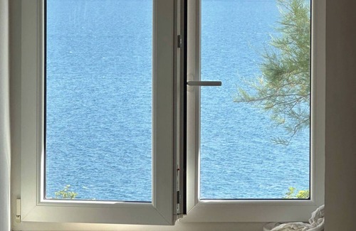 Baric Draga Apartment | Charming Apartment in Lukovo Šugarje With Mountain Views