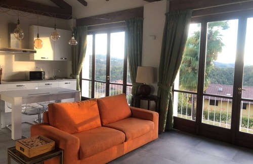 Moncestino Villa | Charming apartment with swimming pool in period villa in Monferrato